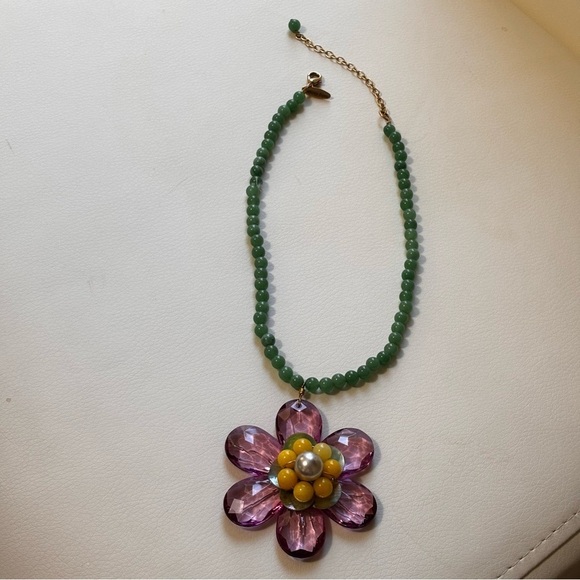 Vintage Lenora Dame acrylic and natural stone large flower pendant necklace - Picture 2 of 10